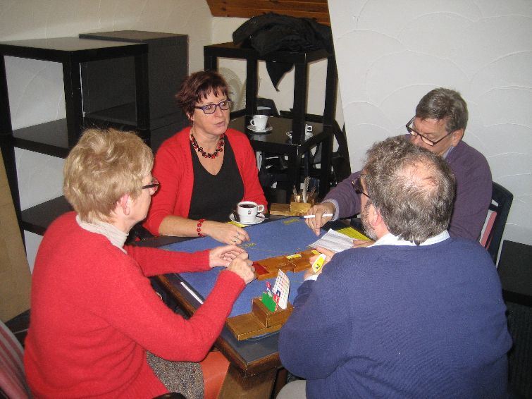 Dames2013_17.jpg - Mariette en Ludo spelen tegen Yves en Leentje