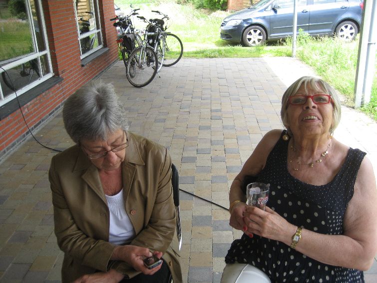 FI2013_25.jpg - Netty en Ghislaine