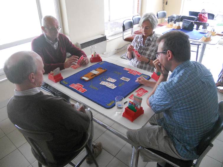 FI15_52.jpg - Danny en Annemie spelen tegen Raf en Axel