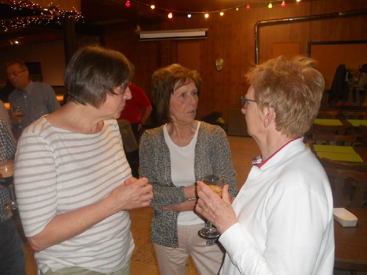 FI2016_018.jpg - Jenny, Hilda en Mariette